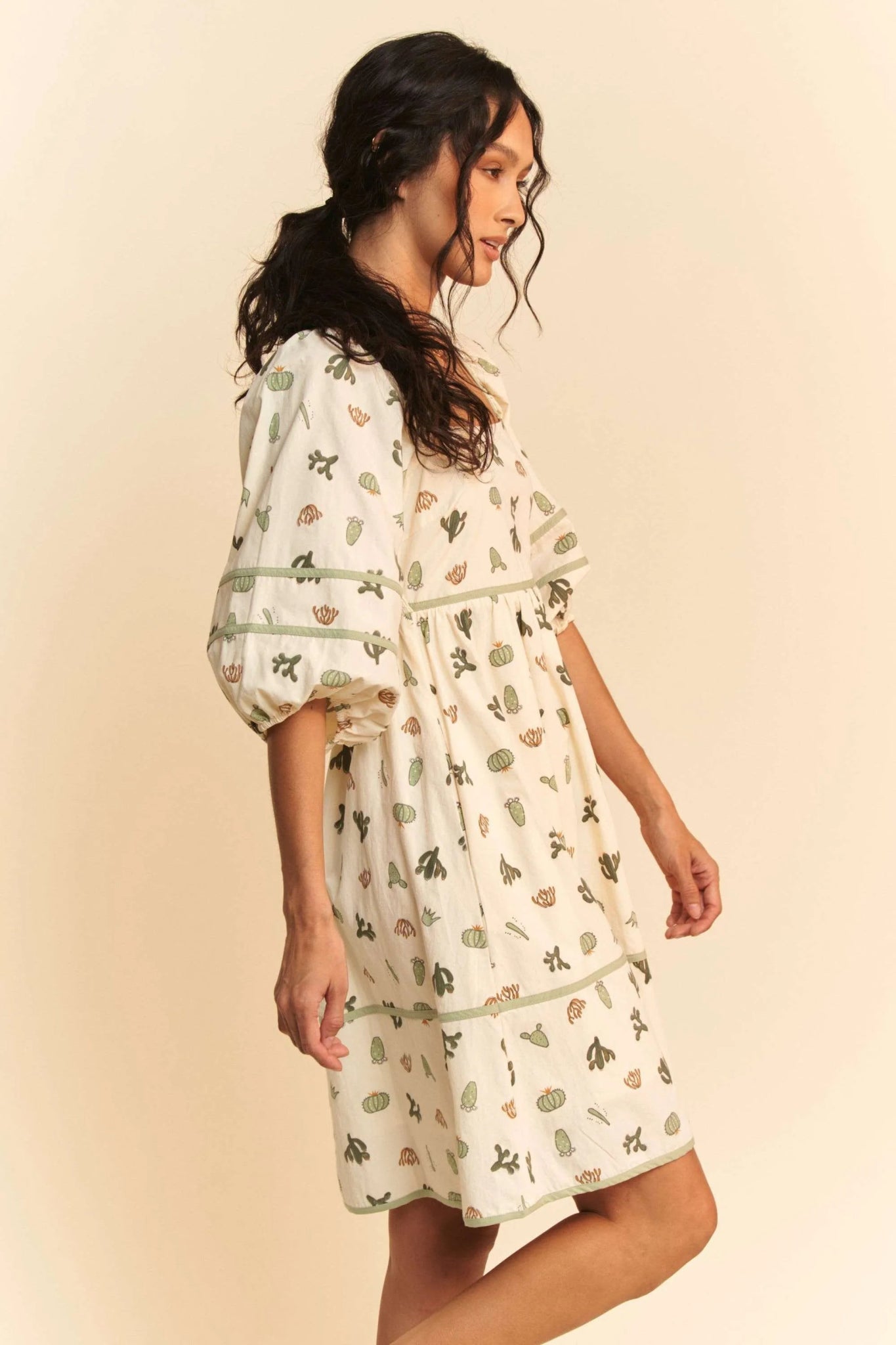 Davi & Dani Cactus Printed Poplin Contrast Piping Mini Dress - Chic Elegance